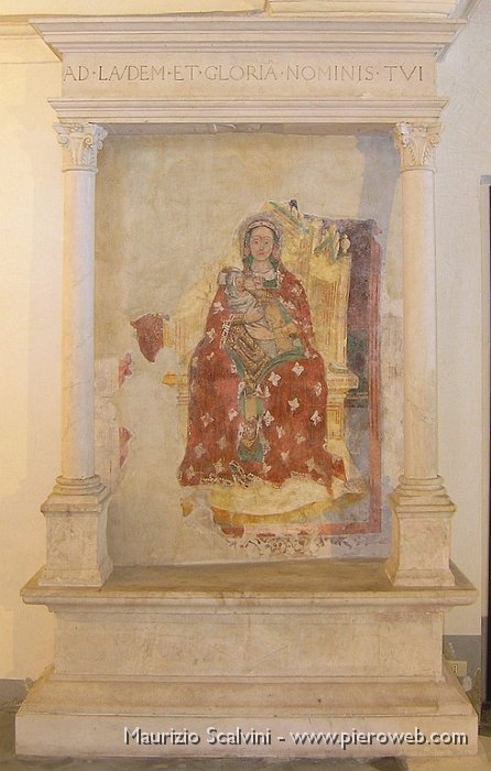 19 Lato destro, Madonna che allatta. XV secolo.JPG